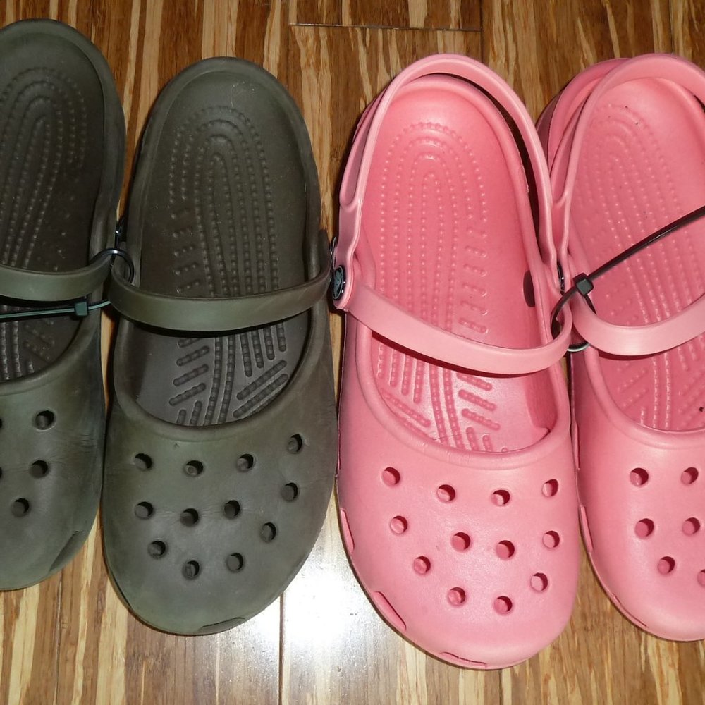 Lot of TWO Mary Jane Crocs - sz 7-8! Brown & Peach